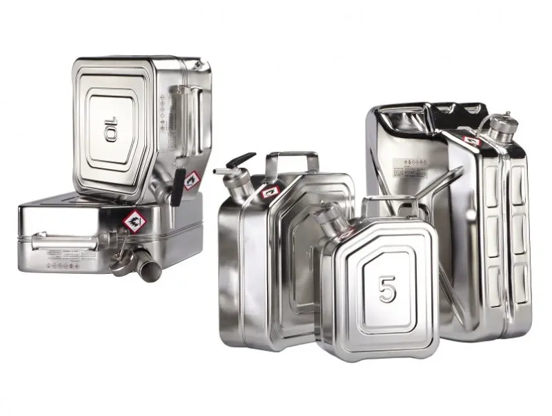 Contenitori liquidi infiammabili squadrati